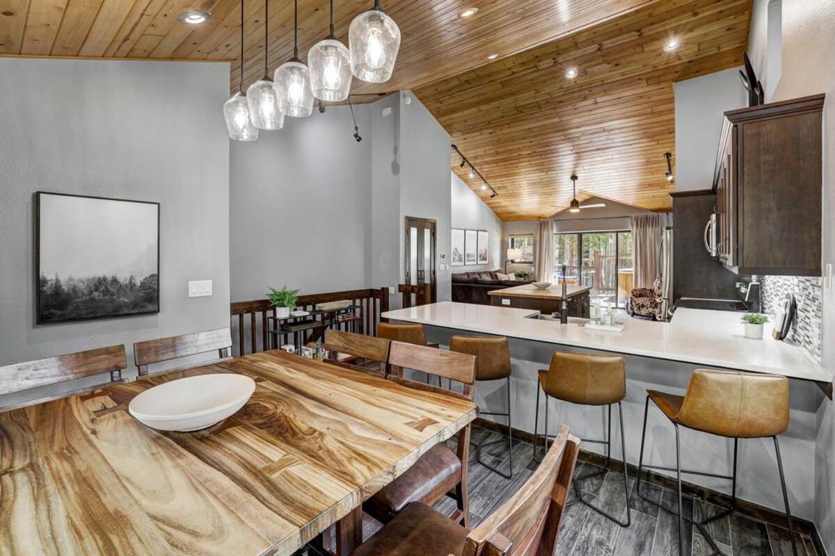 Luxury Modern Townhome Steps To Ski Lifts And Downtown With Nature At Your Patio Breckenridge Exterior photo